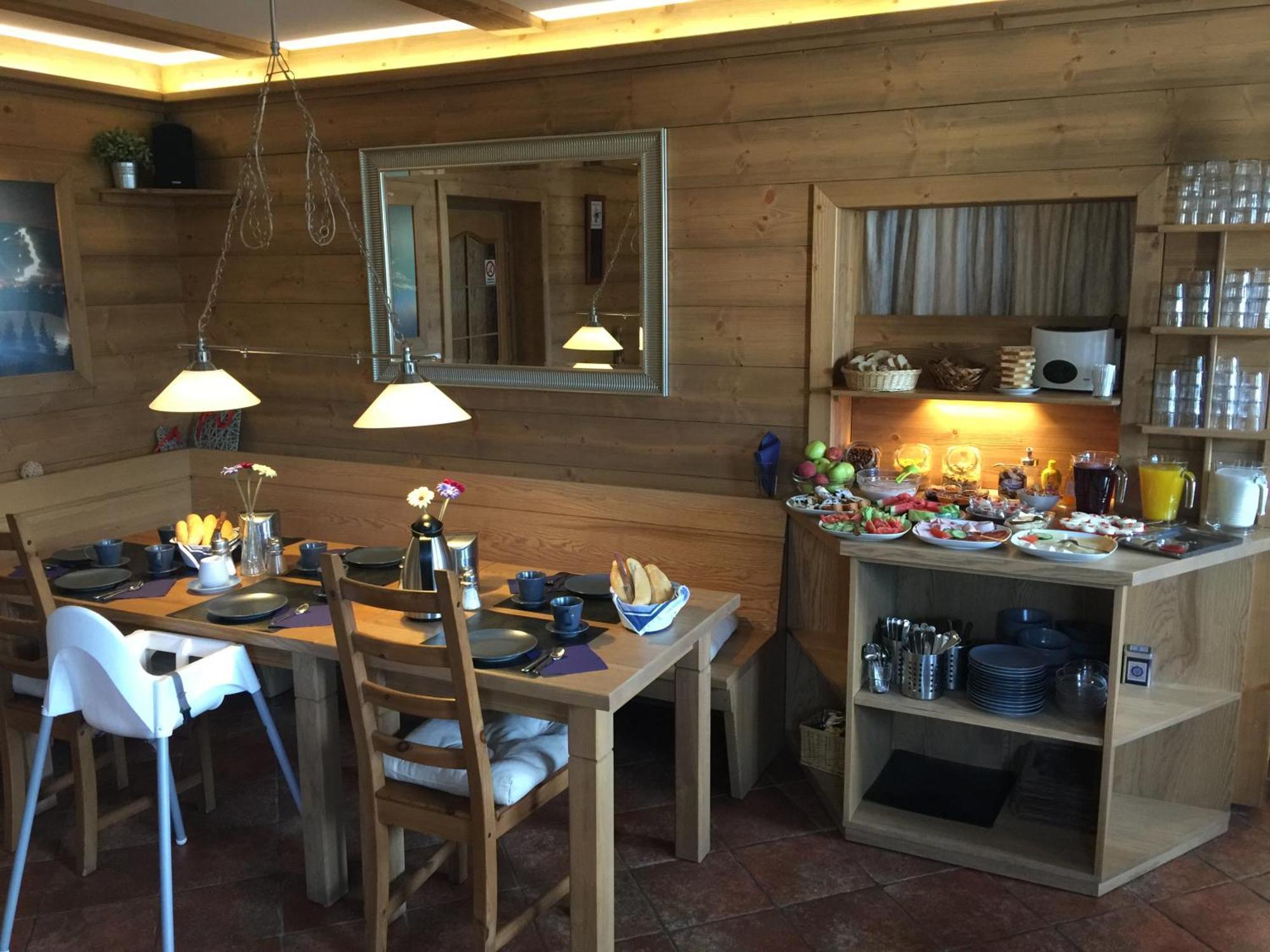 King Size Apartman Pension Monika ชปินด์เลอรูฟ มลิน ภายนอก รูปภาพ